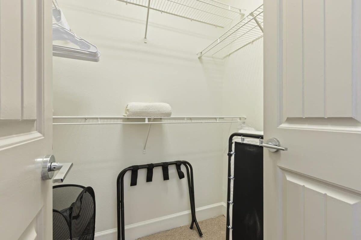Spacious 1B W Pool Near Toyota Hq The Star Legacy West 1350 프리스코 외부 사진