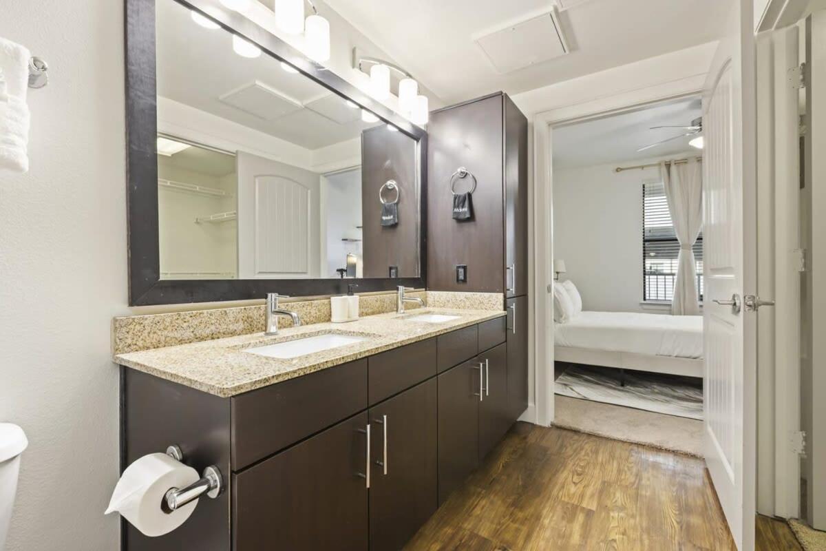 Spacious 1B W Pool Near Toyota Hq The Star Legacy West 1350 프리스코 외부 사진