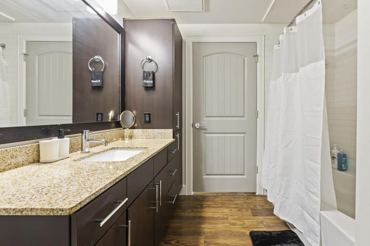Spacious 1B W Pool Near Toyota Hq The Star Legacy West 1350 프리스코 외부 사진